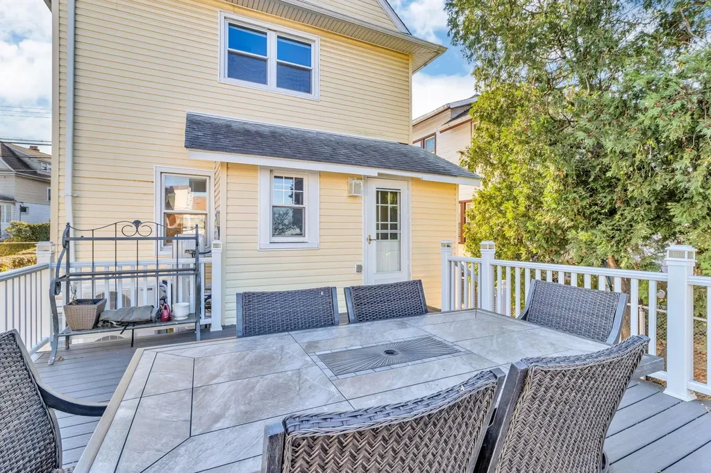 63 Ramsey Avenue Yonkers NY 10701