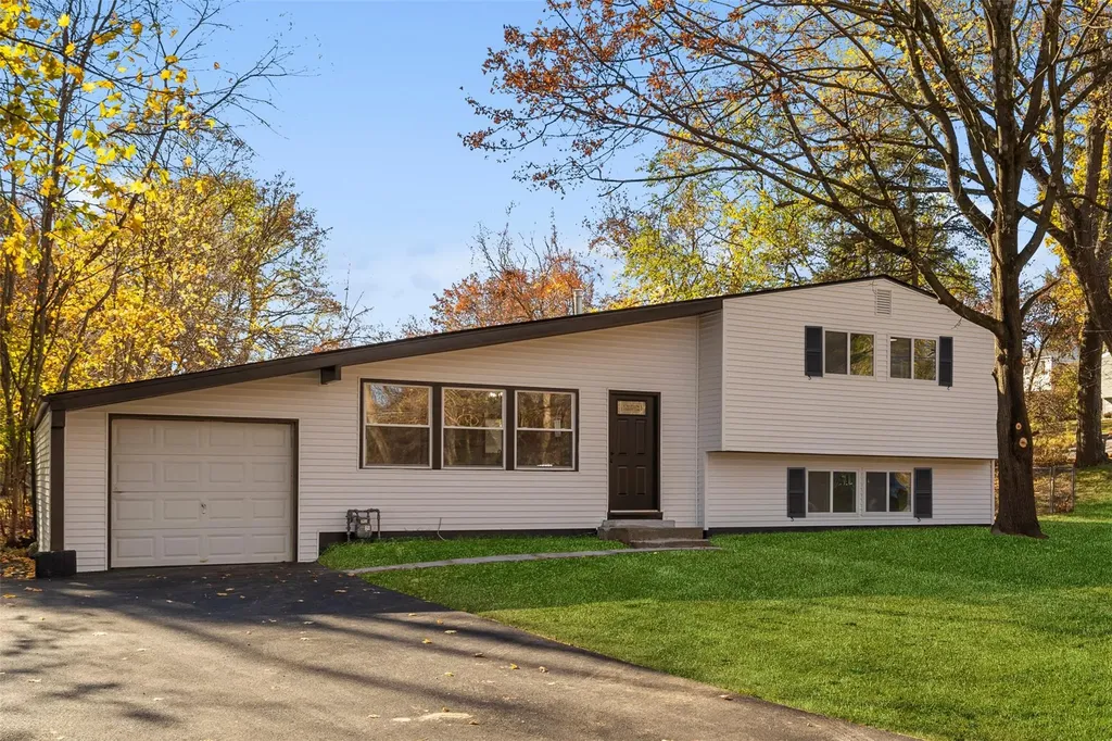 17 Stony Run Road Newburgh NY 12550