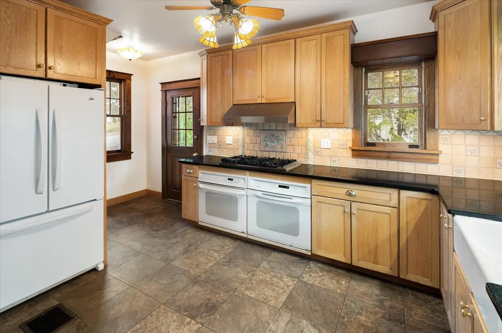 18 Thorn Avenue Mount Kisco NY 10549