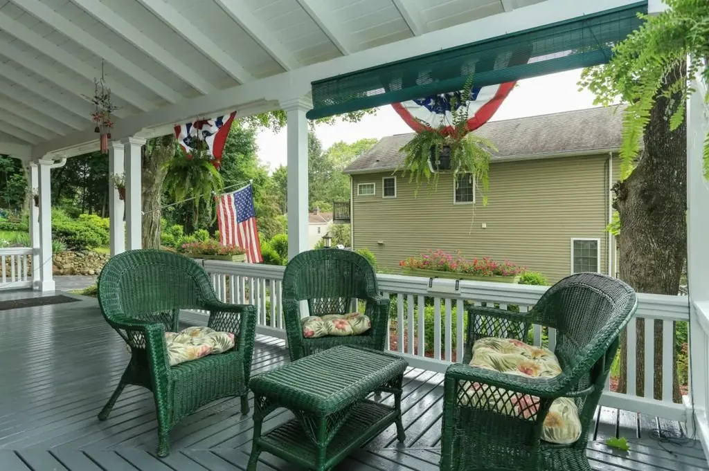 18 Thorn Avenue Mount Kisco NY 10549