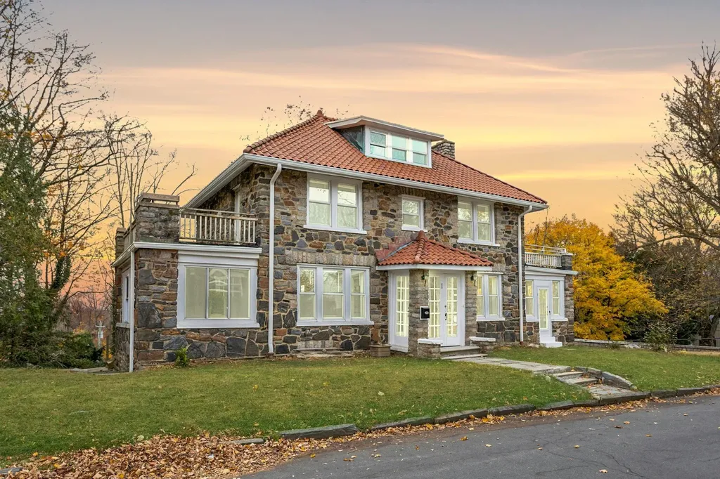 1 Highview Place White Plains NY 10604
