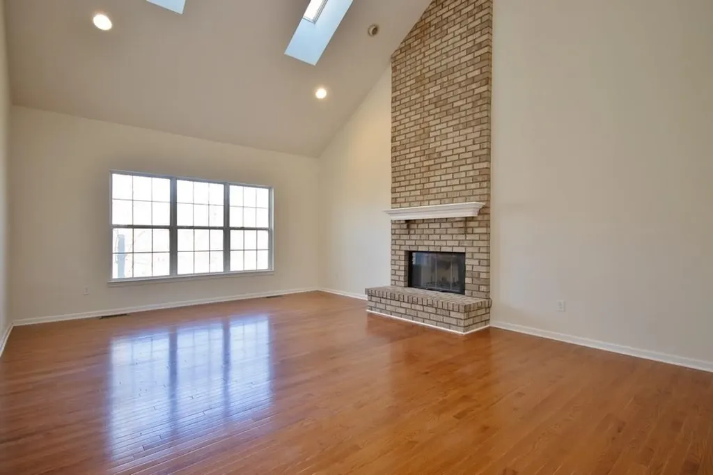615 Creekside Lane Fishkill NY 12524