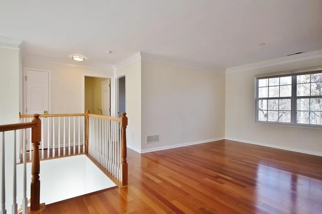 615 Creekside Lane Fishkill NY 12524