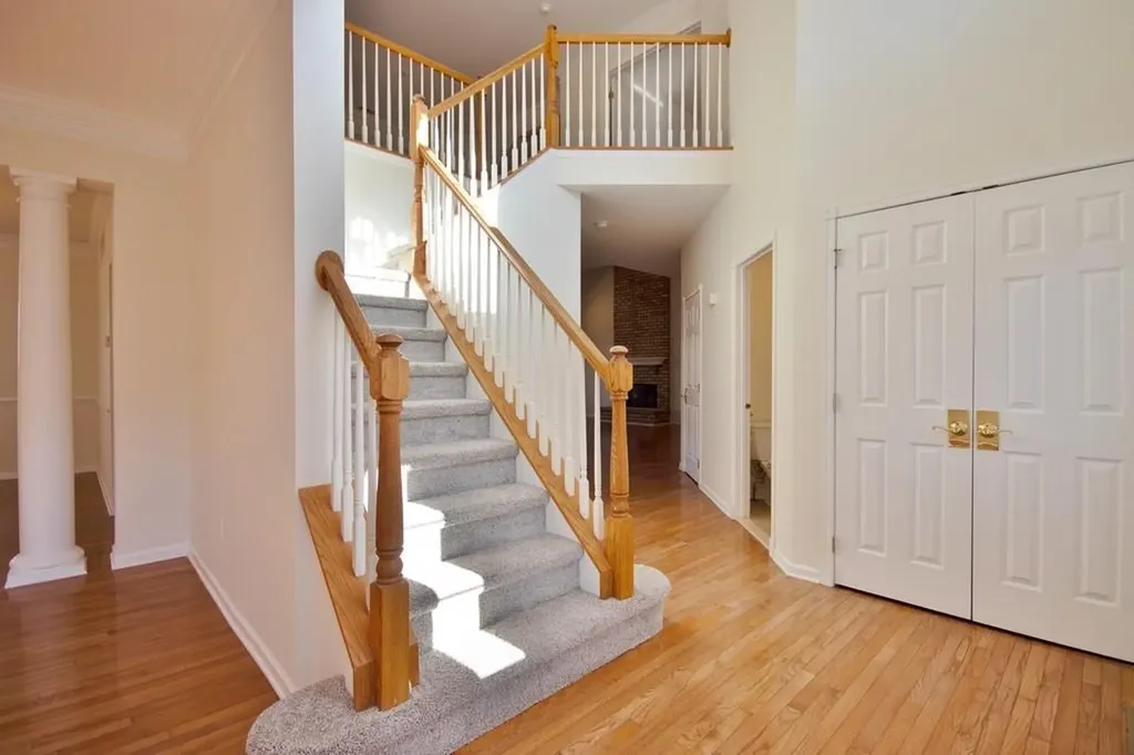 615 Creekside Lane Fishkill NY 12524