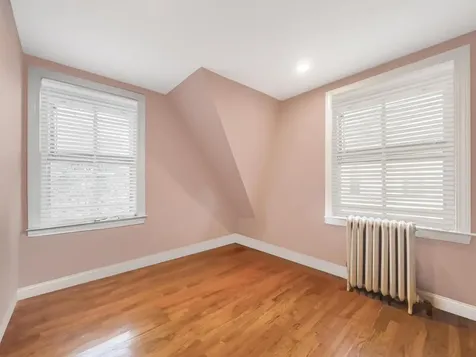 62 Circuit Road New Rochelle NY 10805