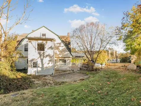 62 Circuit Road New Rochelle NY 10805