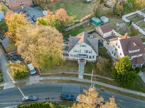 62 Circuit Road New Rochelle NY 10805
