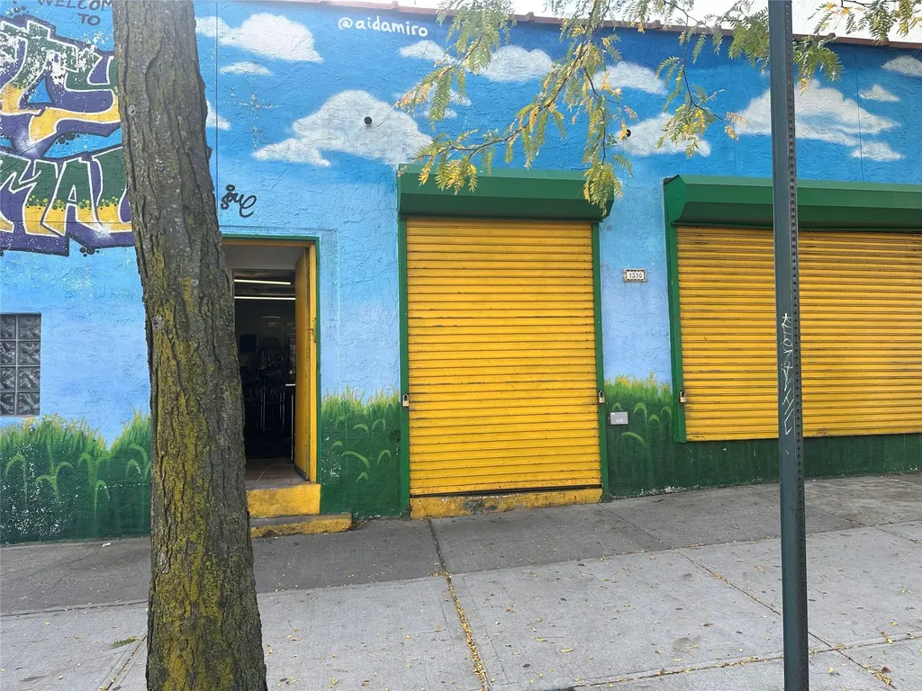 1316 Oakpoint Avenue Bronx NY 10474