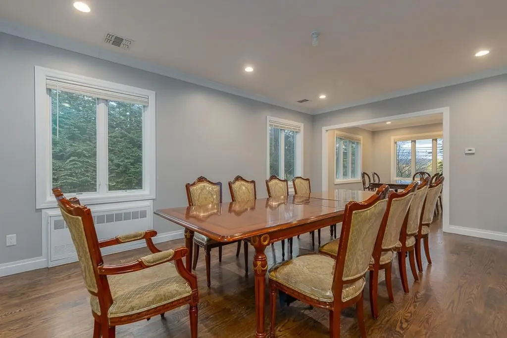 149 Viola Road Suffern NY 10901