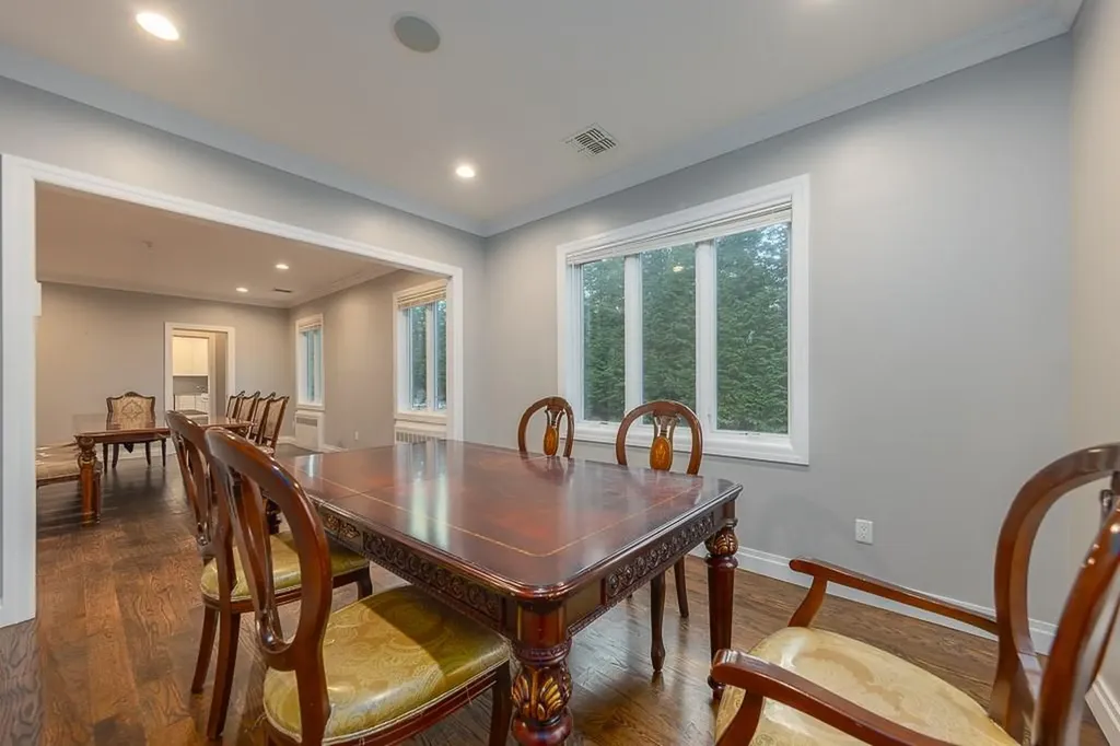 149 Viola Road Suffern NY 10901