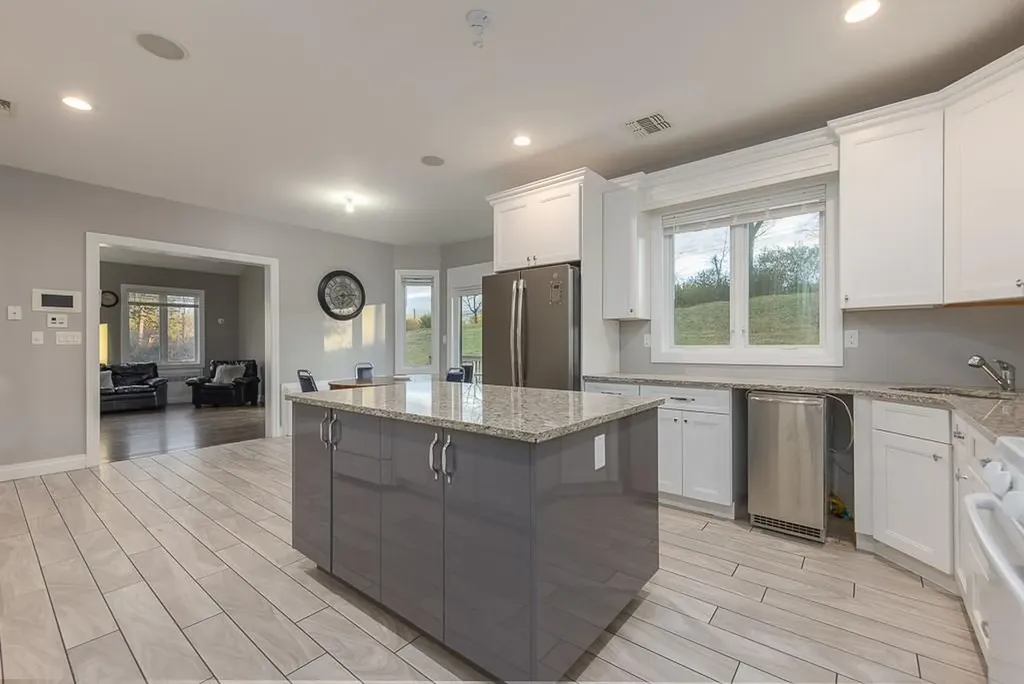 149 Viola Road Suffern NY 10901