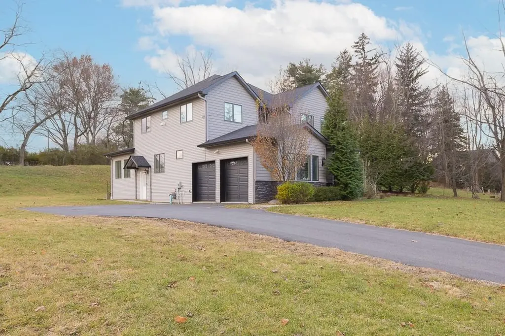 149 Viola Road Suffern NY 10901