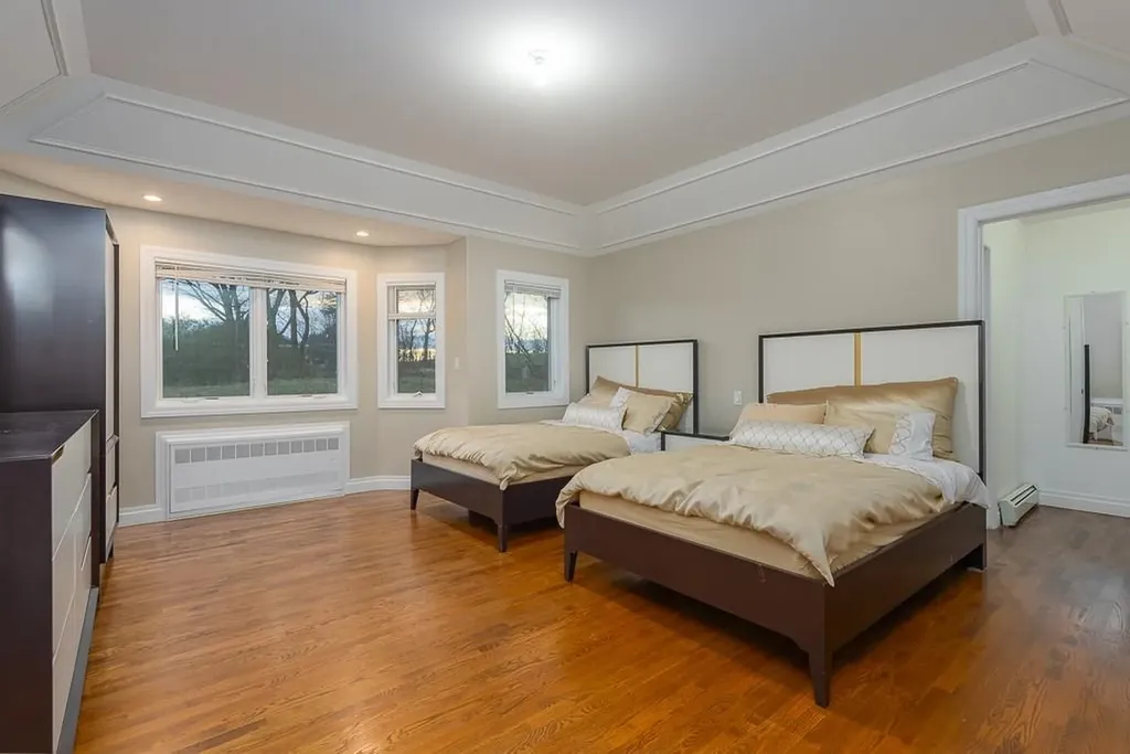 149 Viola Road Suffern NY 10901