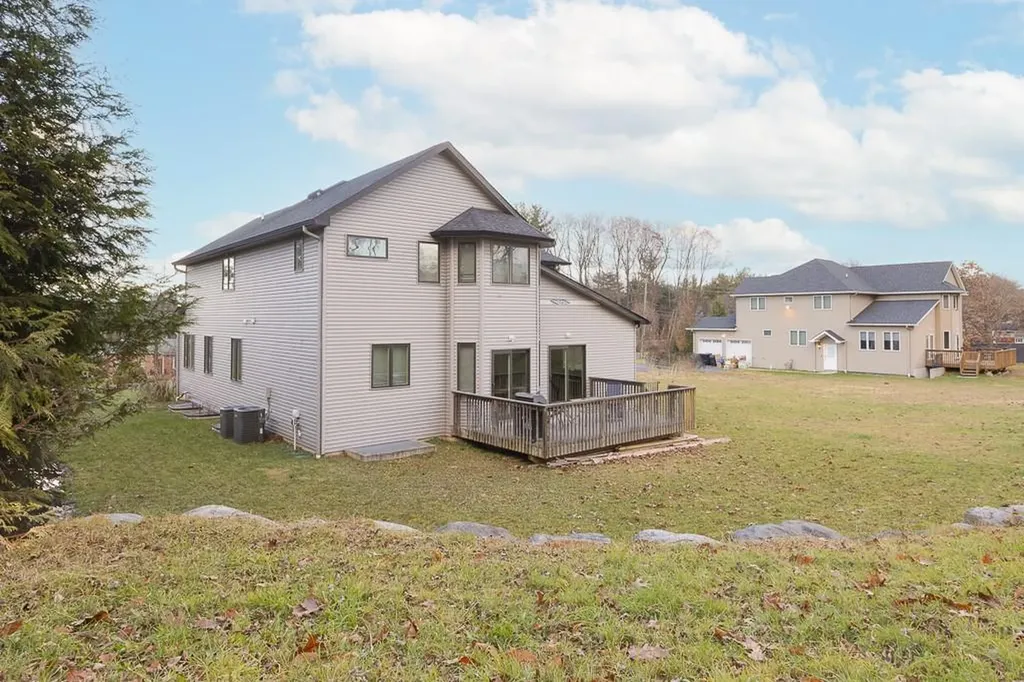 149 Viola Road Suffern NY 10901