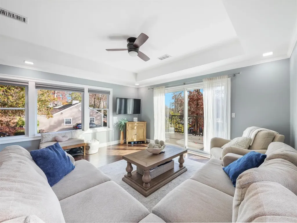 25 Staubitz Avenue Pearl River NY 10965