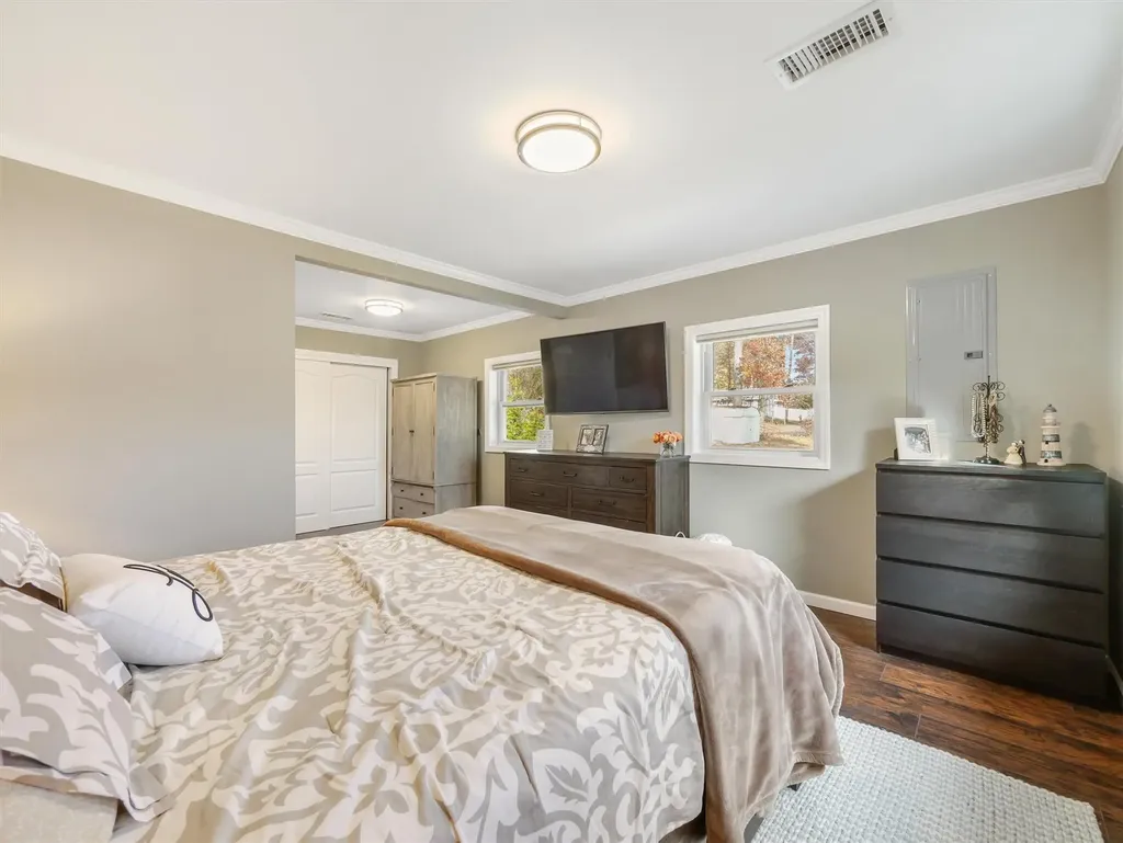 25 Staubitz Avenue Pearl River NY 10965