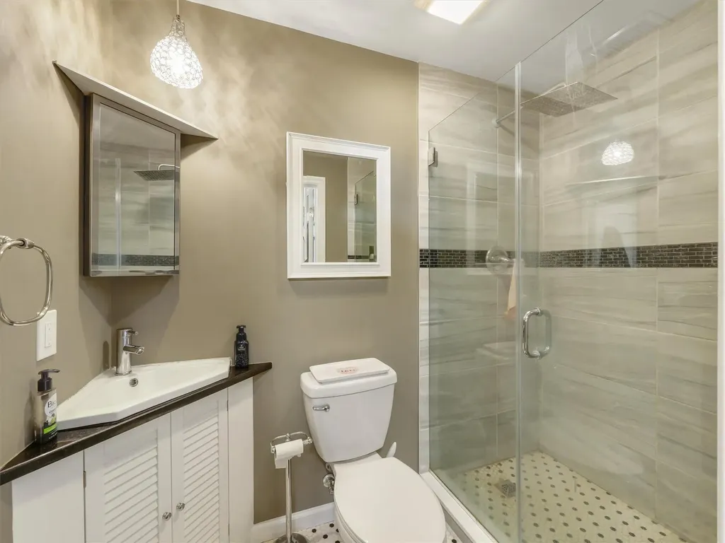 25 Staubitz Avenue Pearl River NY 10965