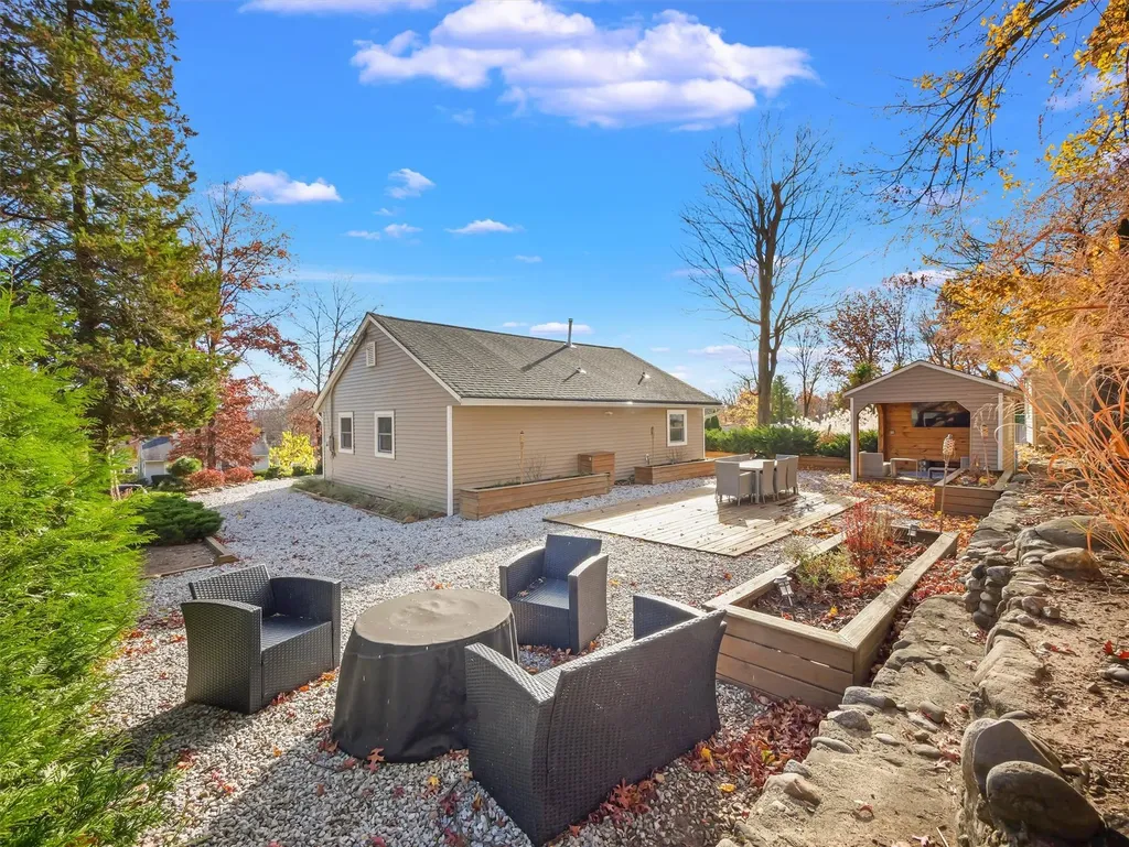 25 Staubitz Avenue Pearl River NY 10965