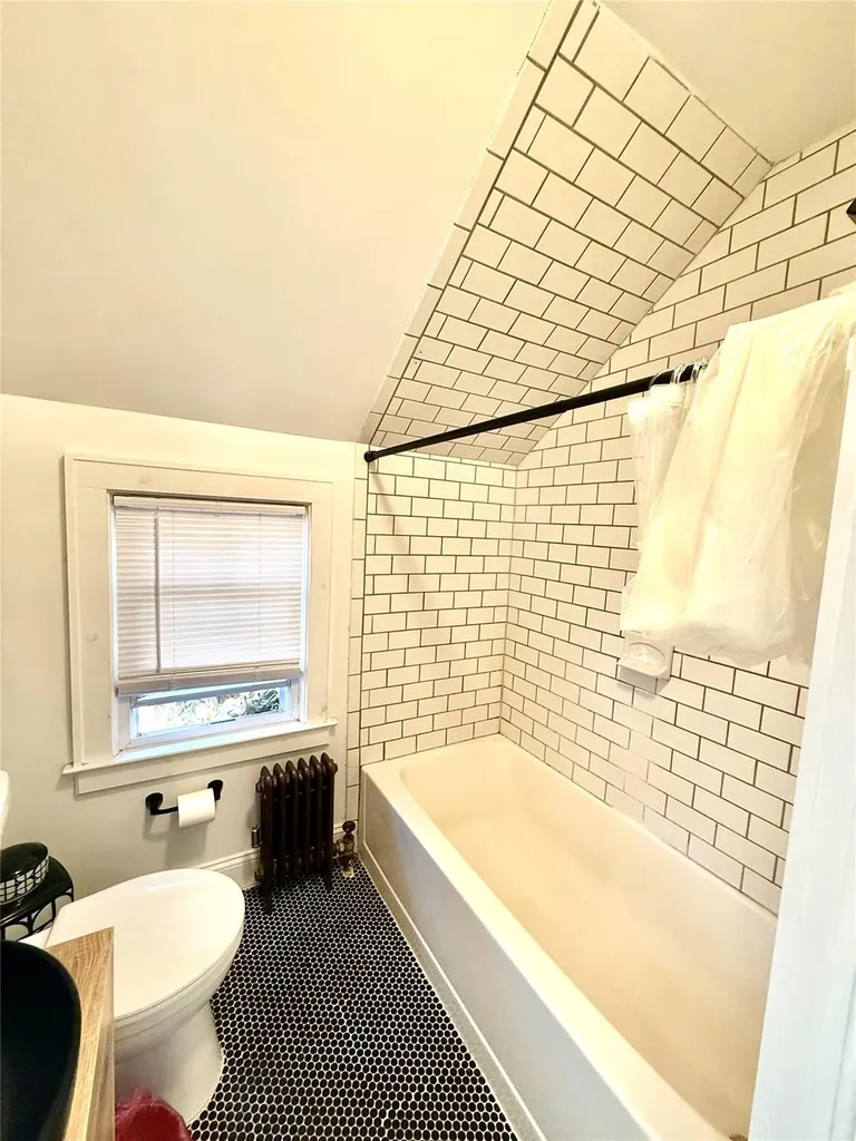 93 Fairview Avenue Poughkeepsie NY 12601