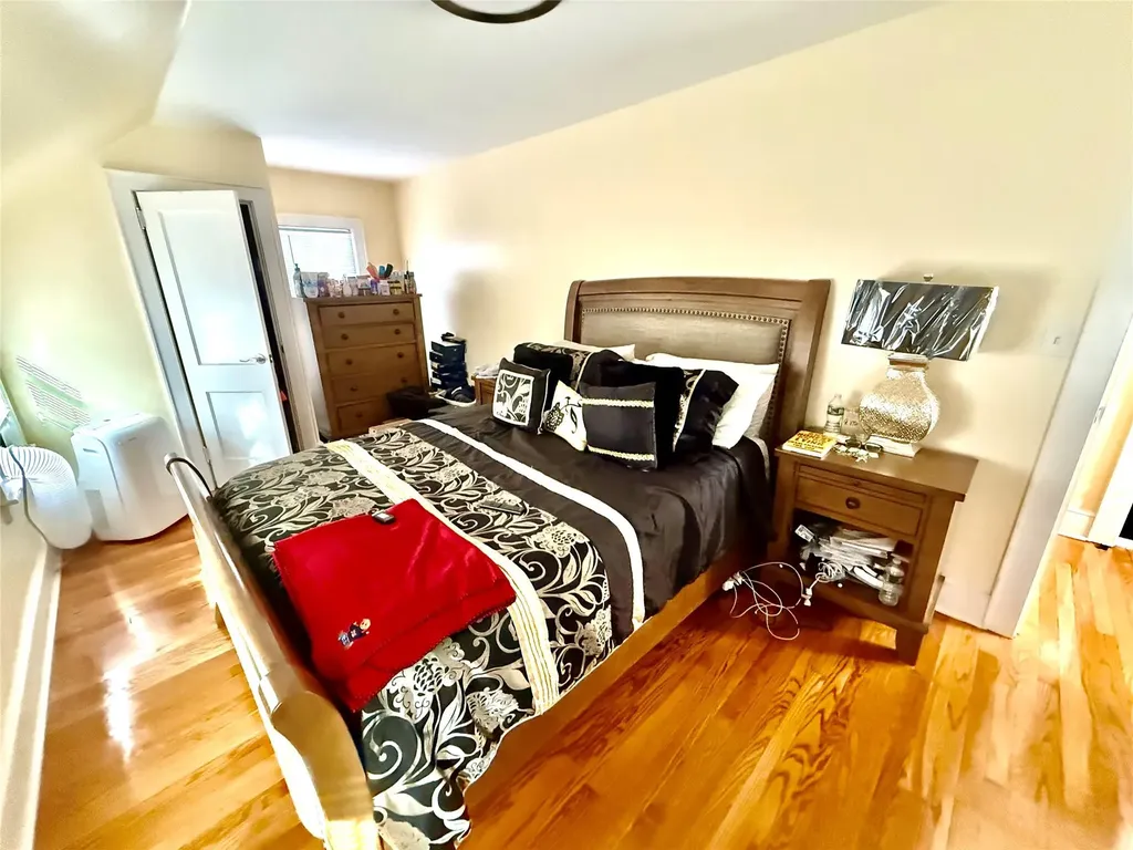 93 Fairview Avenue Poughkeepsie NY 12601