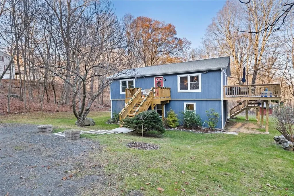 62 Hawleys Corners Road Highland NY 12528