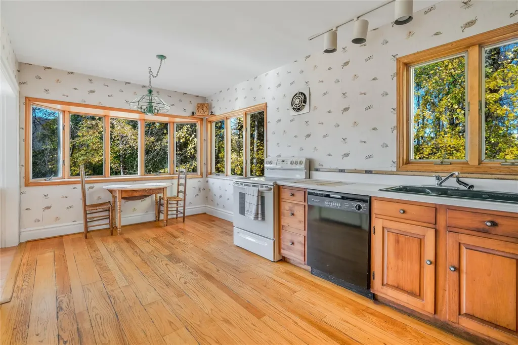 24 Sheridan Drive Pawling NY 12564