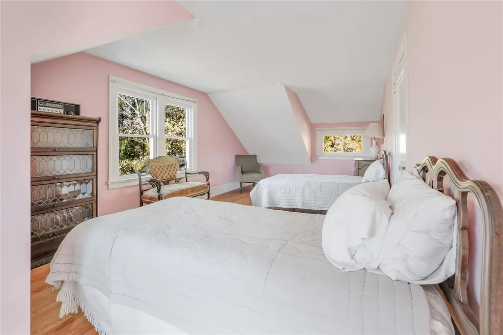 24 Sheridan Drive Pawling NY 12564