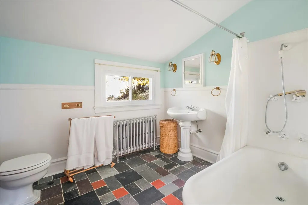 24 Sheridan Drive Pawling NY 12564
