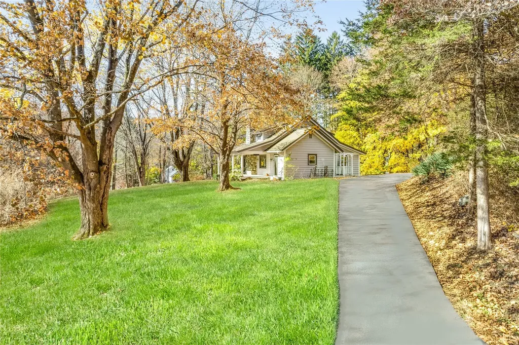 24 Sheridan Drive Pawling NY 12564