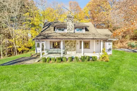 24 Sheridan Drive Pawling NY 12564
