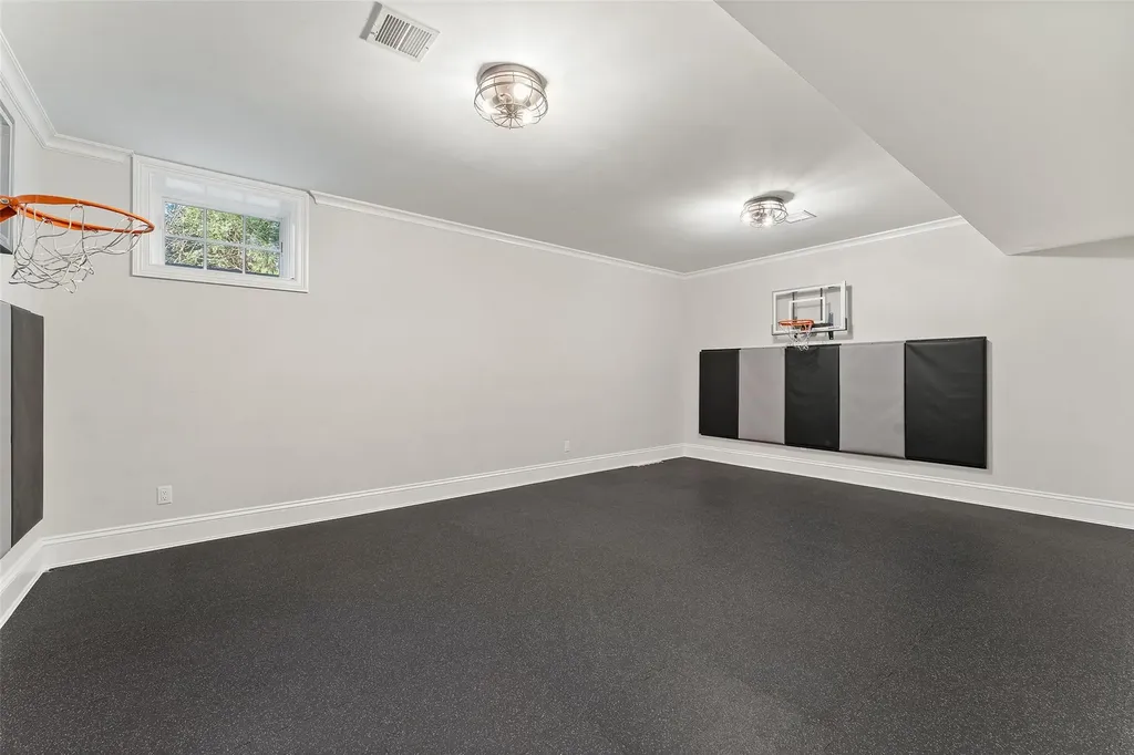 24 Herkimer Road Scarsdale NY 10583