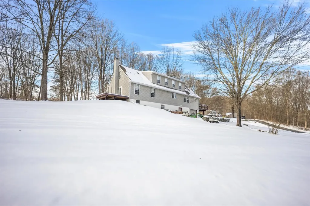 504 Browning Road Salt Point NY 12578