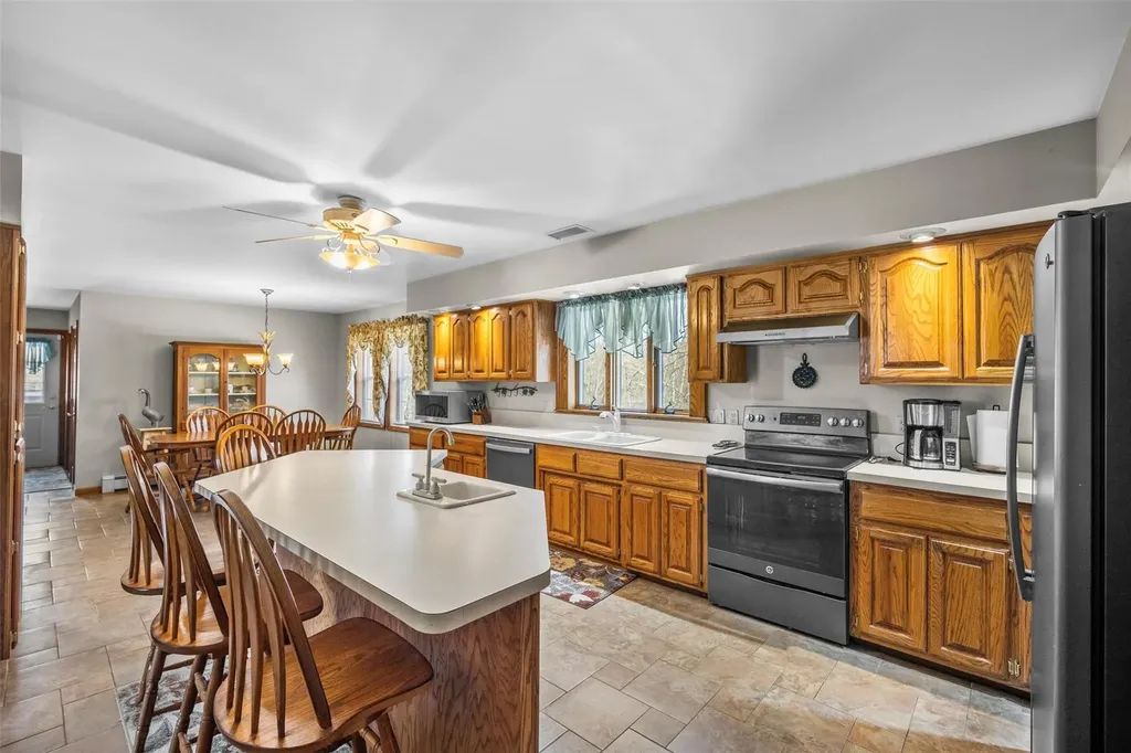 504 Browning Road Salt Point NY 12578