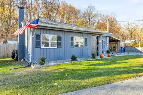 16 Cedar Street Staatsburg NY 12580