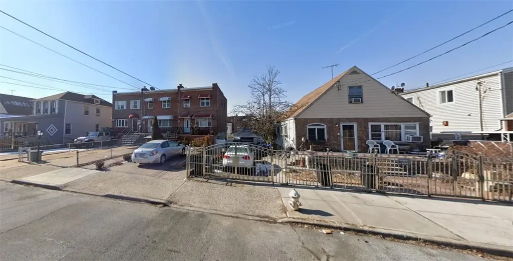 1053 Swinton Avenue Bronx NY 10465