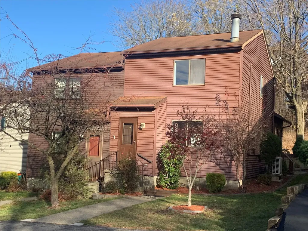 93 Sterling Place Highland NY 12528