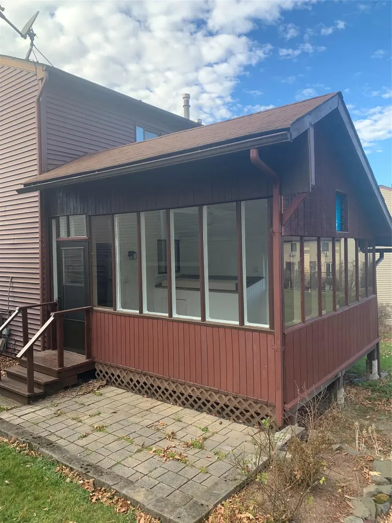 93 Sterling Place Highland NY 12528