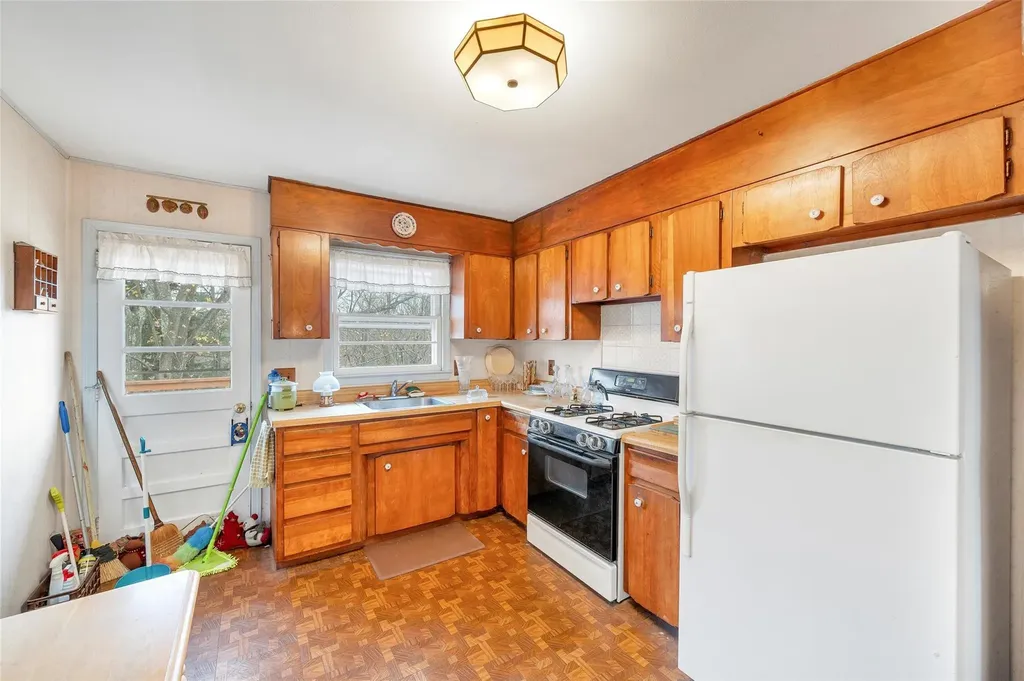 14 Pine Hill Road Monroe NY 10950