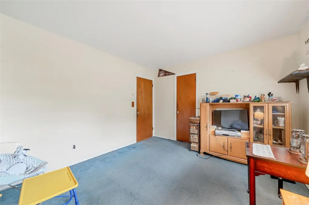 14 Pine Hill Road Monroe NY 10950