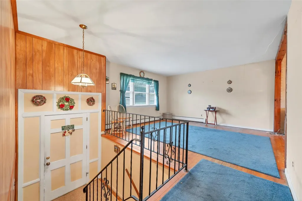 14 Pine Hill Road Monroe NY 10950