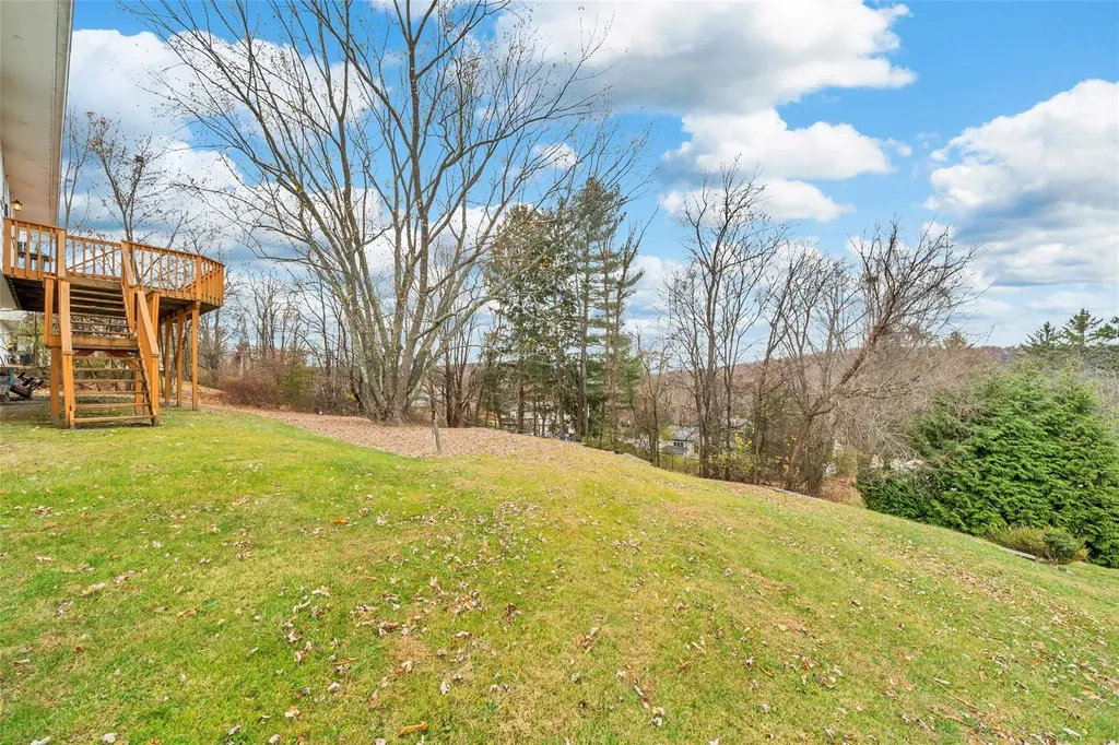 14 Pine Hill Road Monroe NY 10950