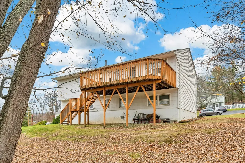 14 Pine Hill Road Monroe NY 10950