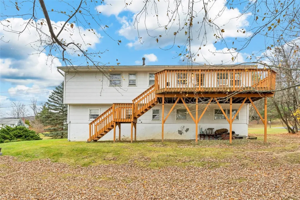 14 Pine Hill Road Monroe NY 10950