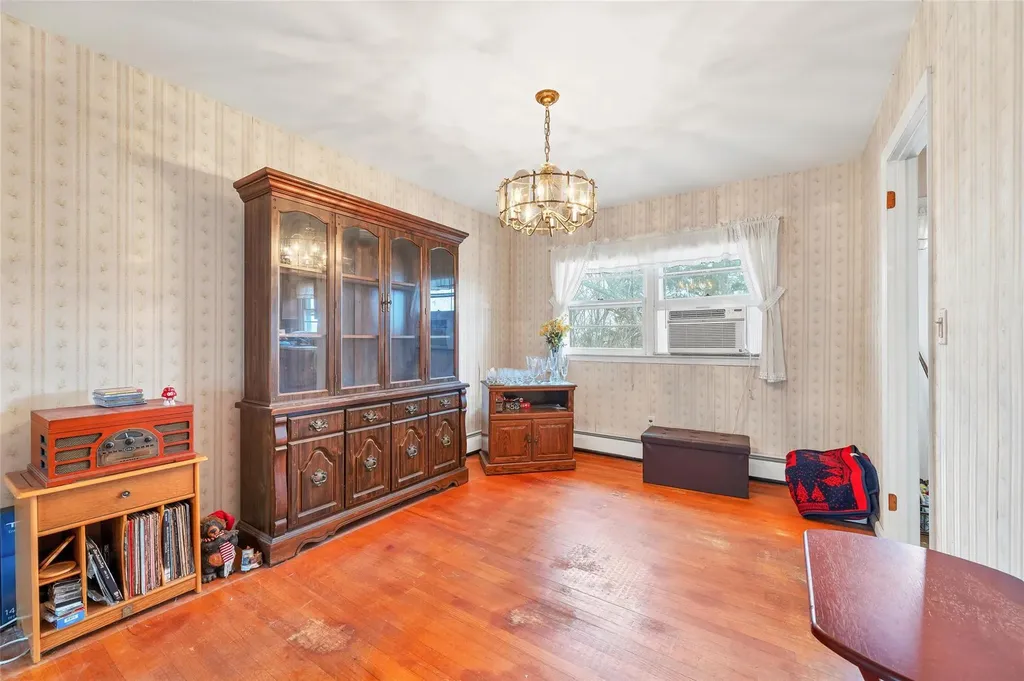 14 Pine Hill Road Monroe NY 10950