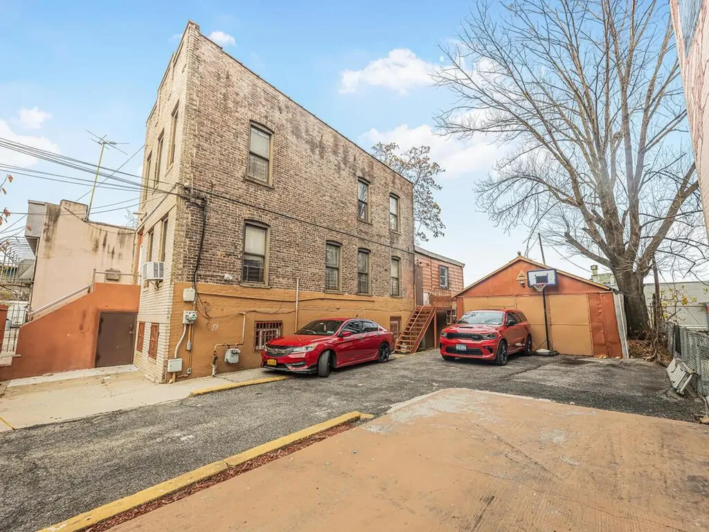 1262 Leland Avenue Bronx NY 10472