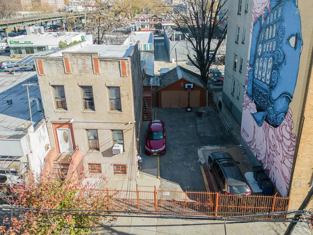 1262 Leland Avenue Bronx NY 10472