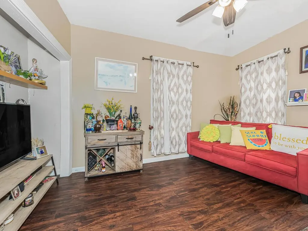 1262 Leland Avenue Bronx NY 10472