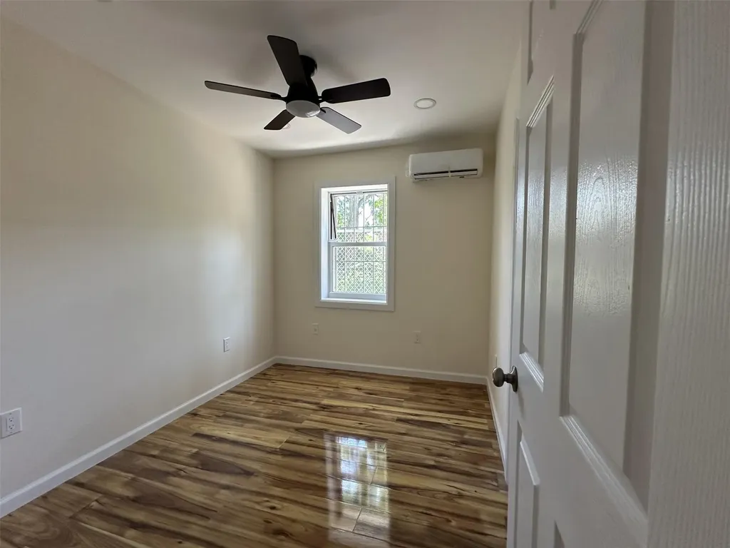 3653 Marolla Place Bronx NY 10466