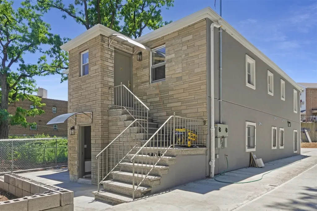 3653 Marolla Place Bronx NY 10466