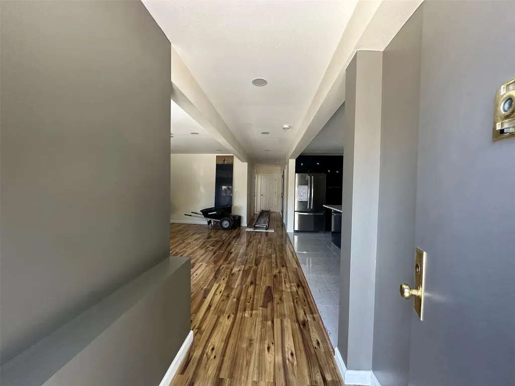 3653 Marolla Place Bronx NY 10466